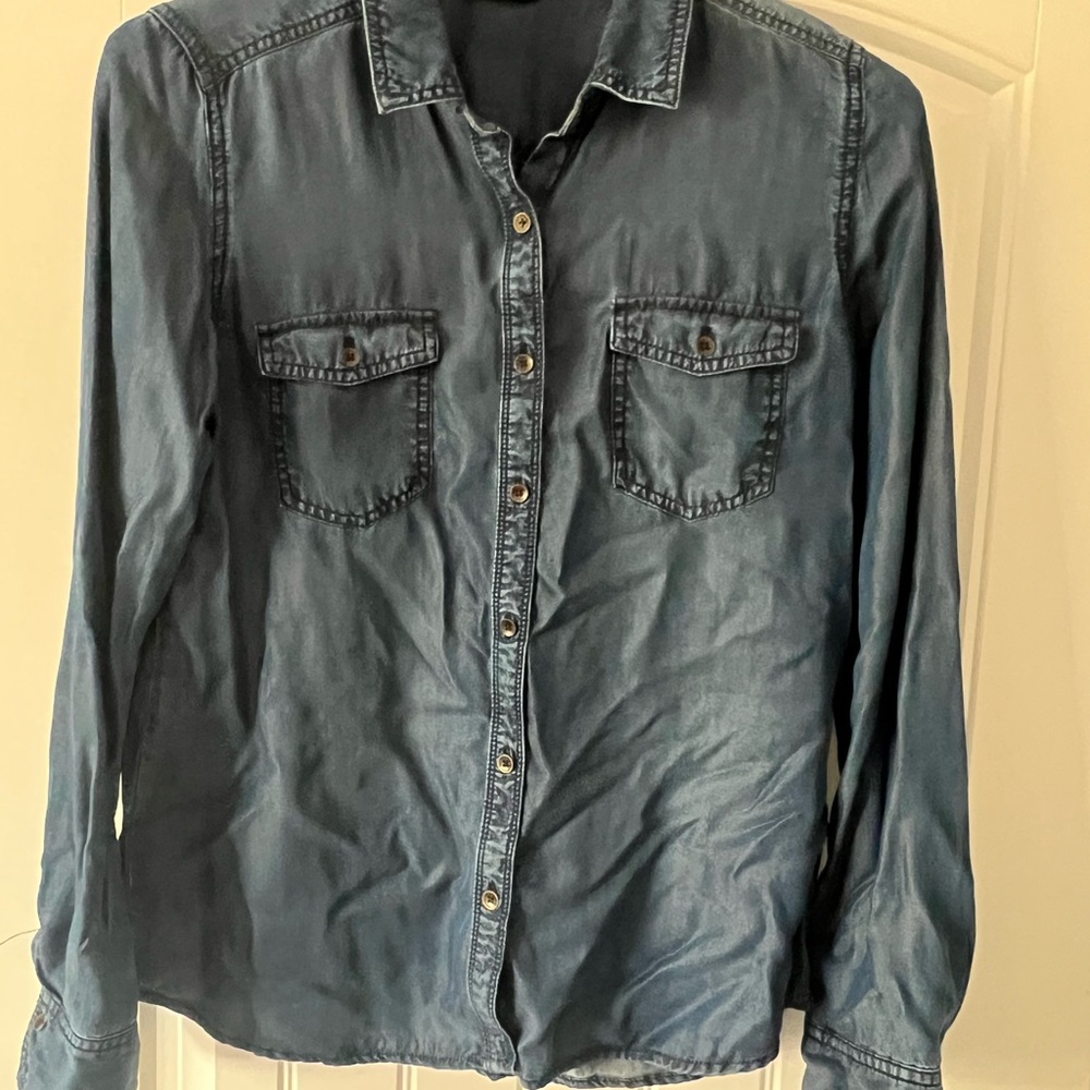 Halogen Blue Denim Button-Up Shirt Medium